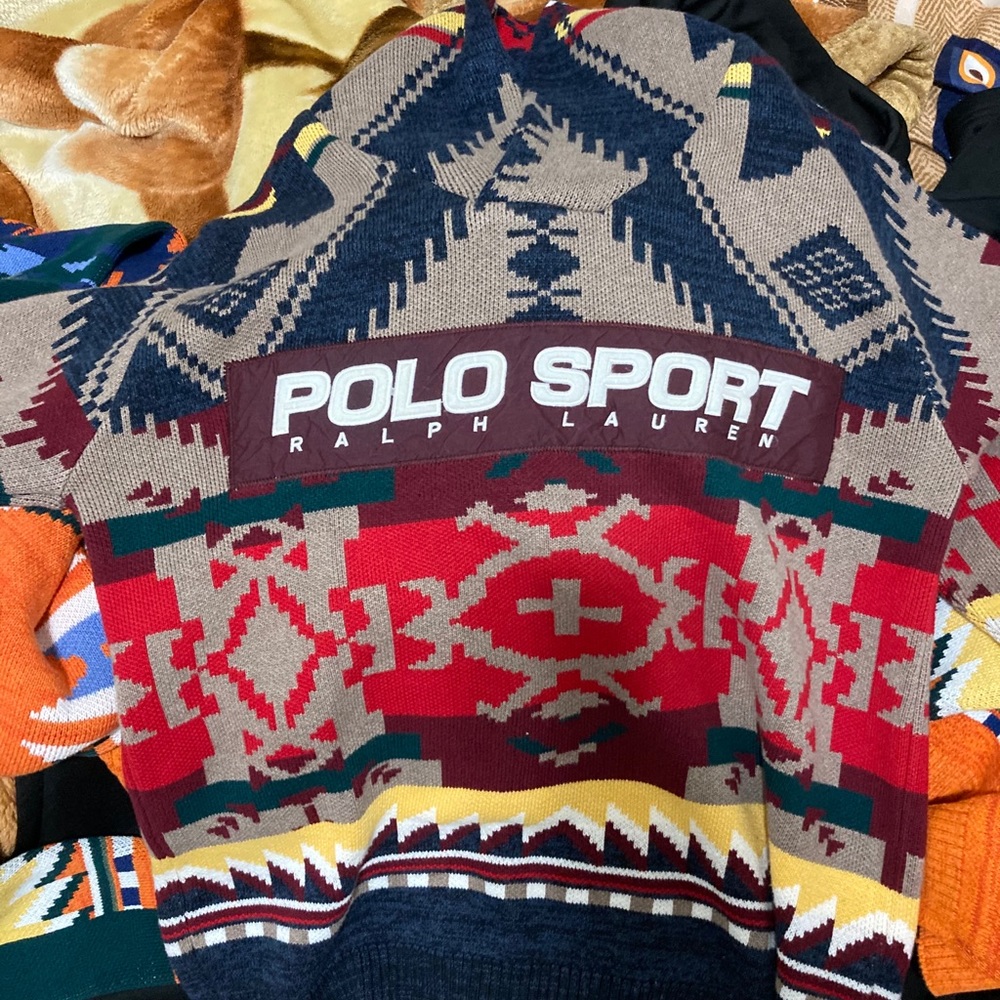 Polo sweater
